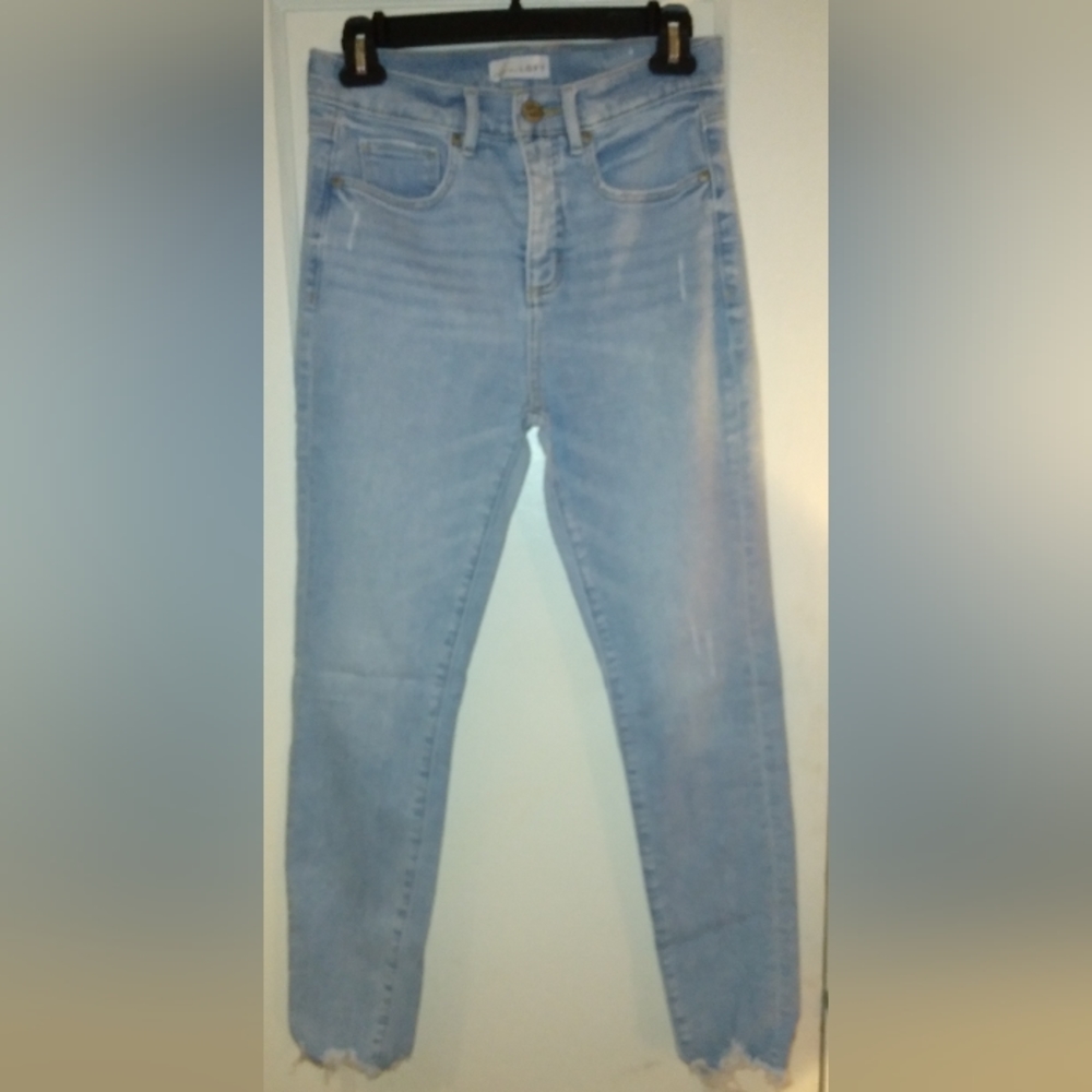LOFT Light Wash High Rise Skinny jeans